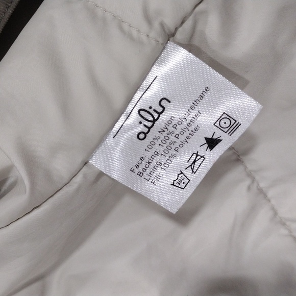 Ailin gray/green zip vest. XS - Picture 2 of 13